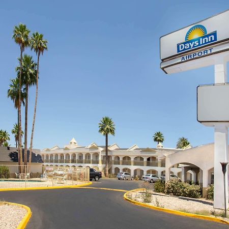 Days Inn By Wyndham Airport - Phoenix Exteriör bild