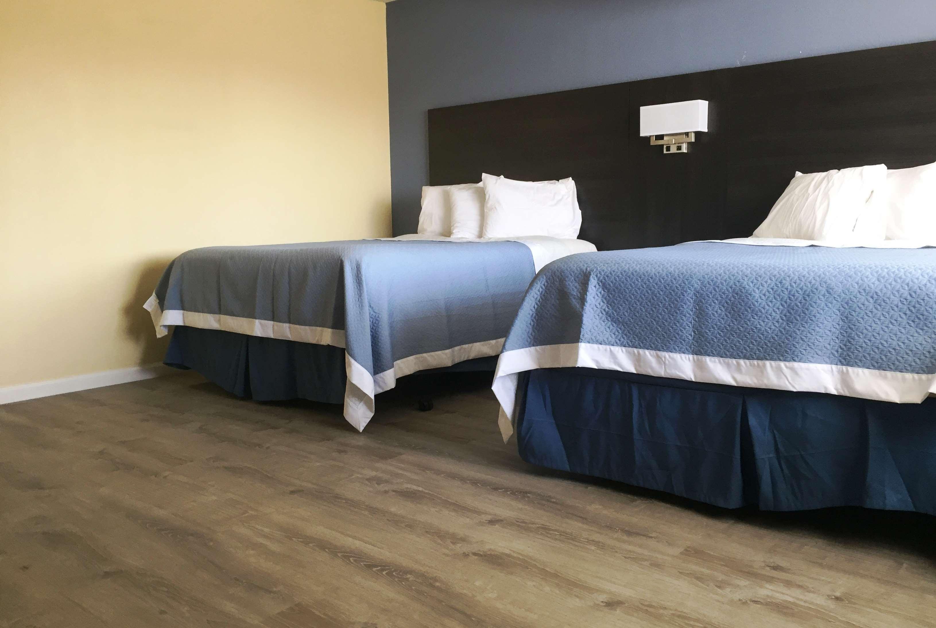 Days Inn By Wyndham Airport - Phoenix Exteriör bild